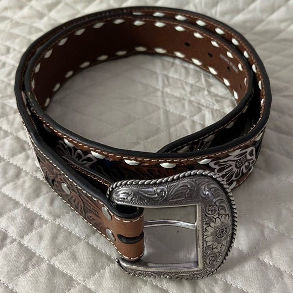 Nocona Genuine Leather Color Embossed Floral Stitch Belt Large Silver Buckle 36 - Picture 1 of 10